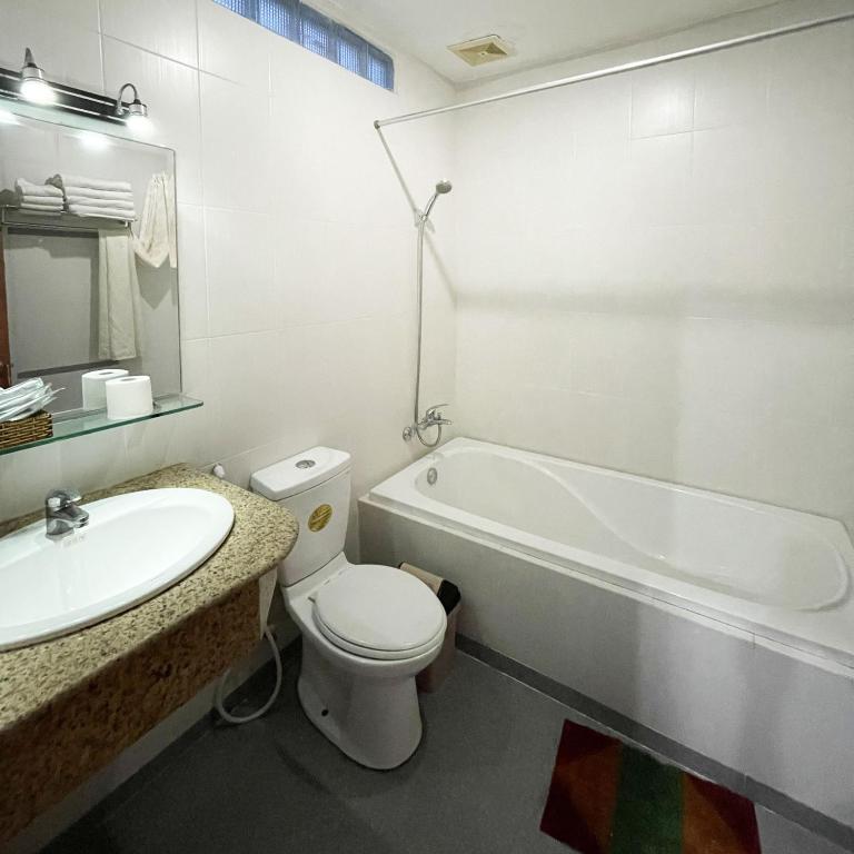 Ocean Bay Hotel photo