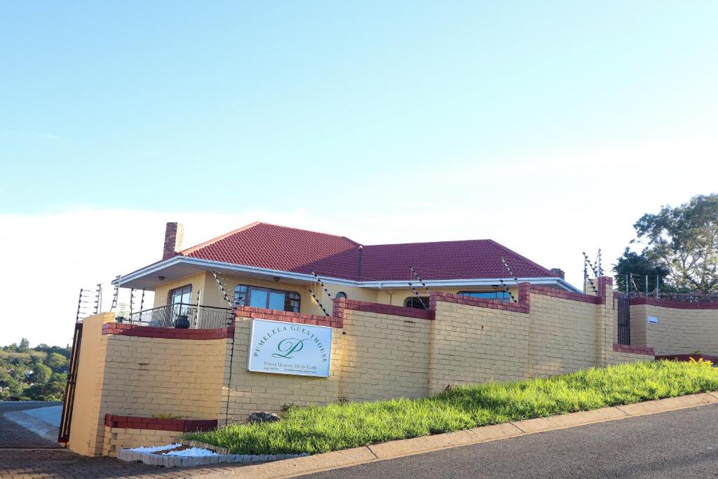 Pumelela Guest House — Hotel in East London