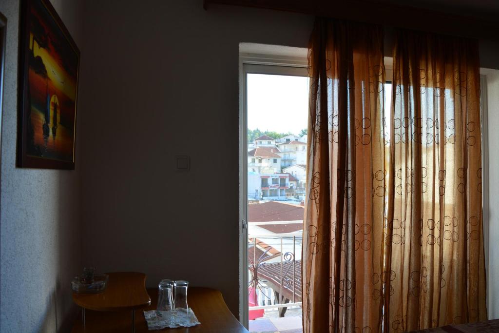 Guest House Vera photo