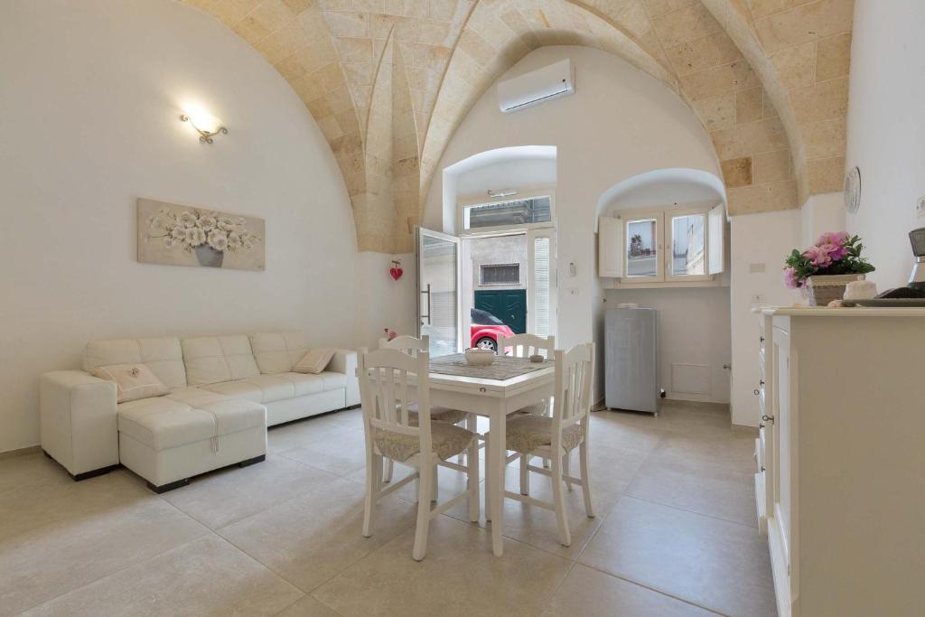 Dimora Ilenia by BarbarHouse, Oria