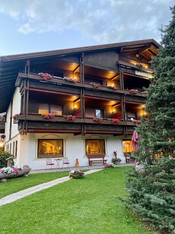 Hotel Garni LIVING - 2