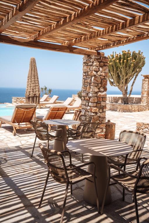 スイミングプール