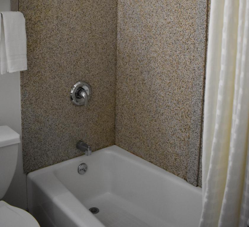 South Hills Motel photo