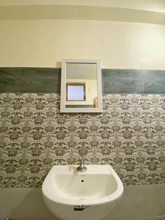 Pine Tower Inn photo