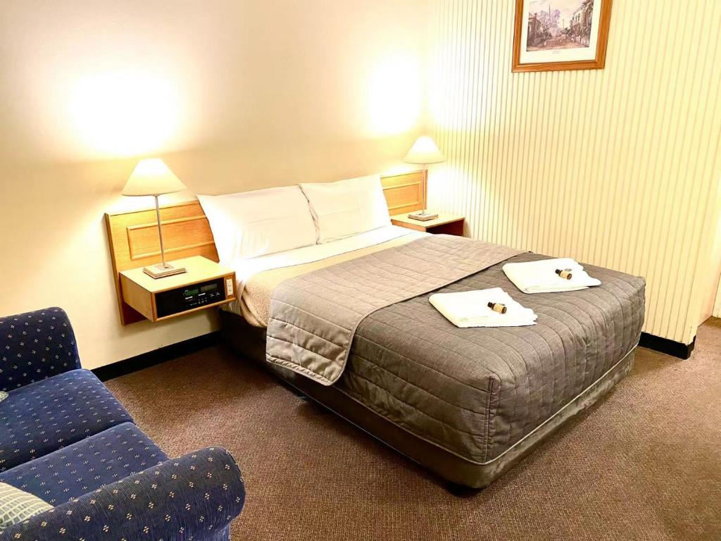 Gateway Motor Inn photo