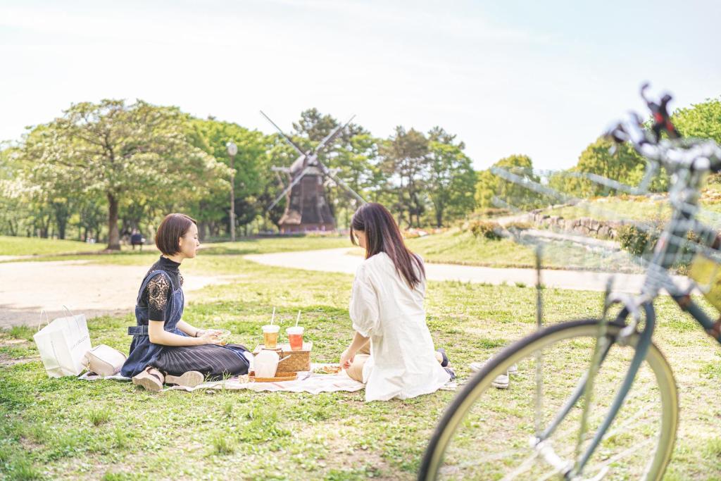 Nearby attraction