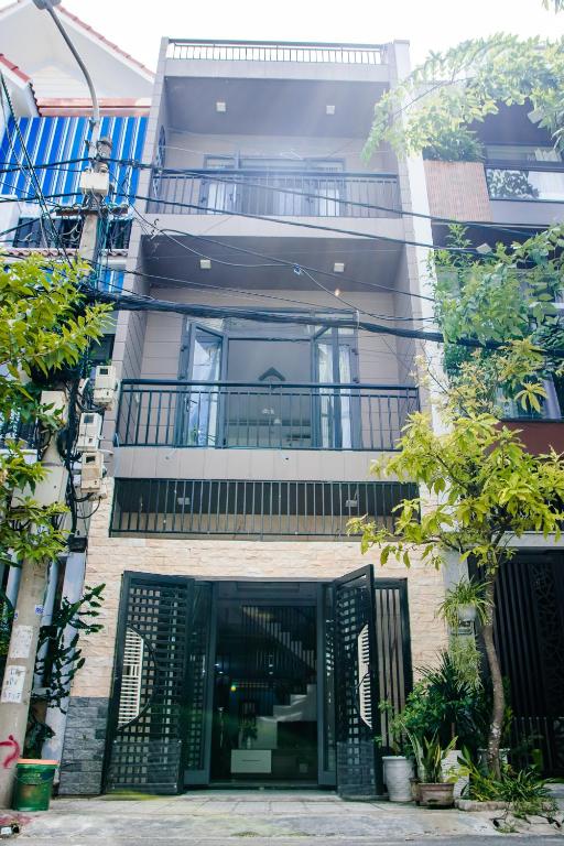 Chocolate 5Bedroom 7 QueenBed 5 Min Walk Beach photo
