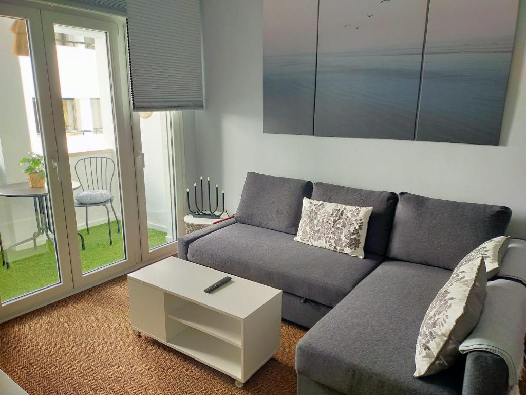 BASTINAZO ALOHADREAM - PREMIUM - La mejor ubicación con Aire Acondicionado, Insonorización, Terraza y Equipamiento en El Puerto de Santa María - Grupo de solo menores de 25 no aceptados salvo fianza adicional - 1
