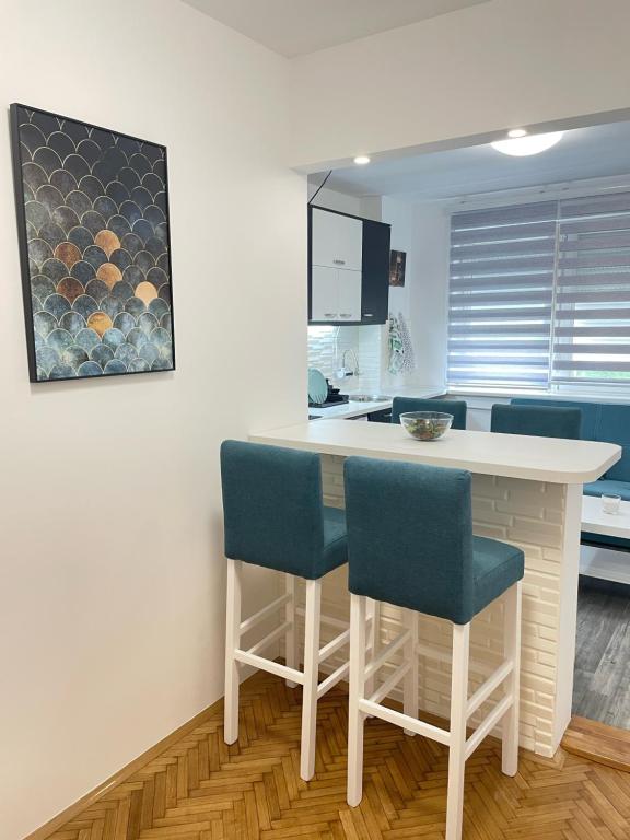 The Blue Velvet Apartment - 2