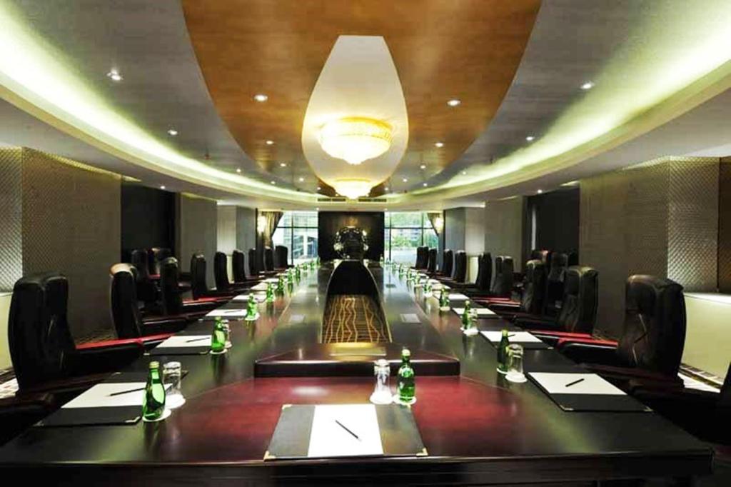 Centro business