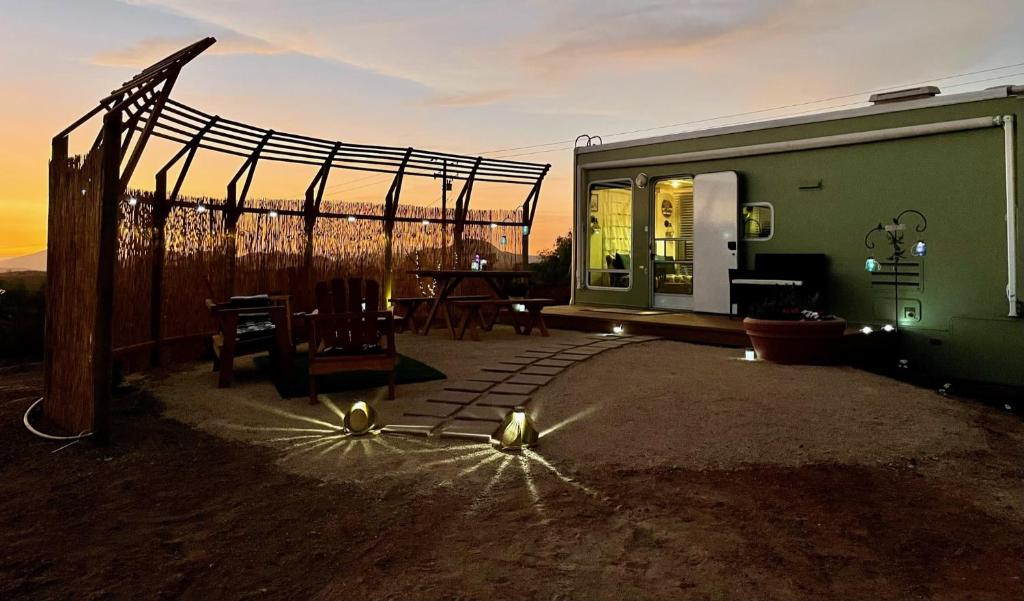Rustic Farm meadow stay — Hotel in Temecula (CA)