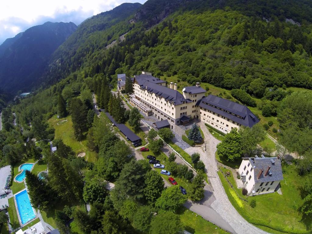Hotel Manantial photo