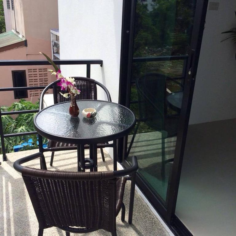 The Seashore Kamala Service Apartment photo