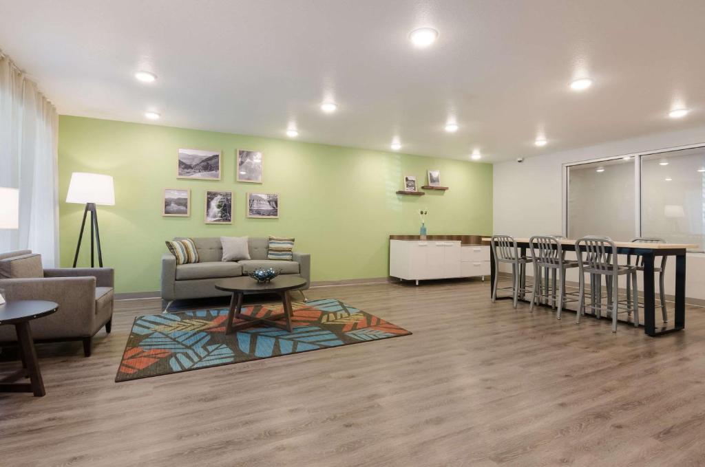 WoodSpring Suites Lynchburg VA photo