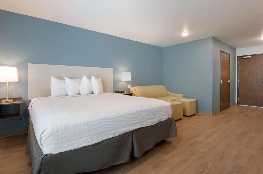 WoodSpring Suites Lynchburg VA photo