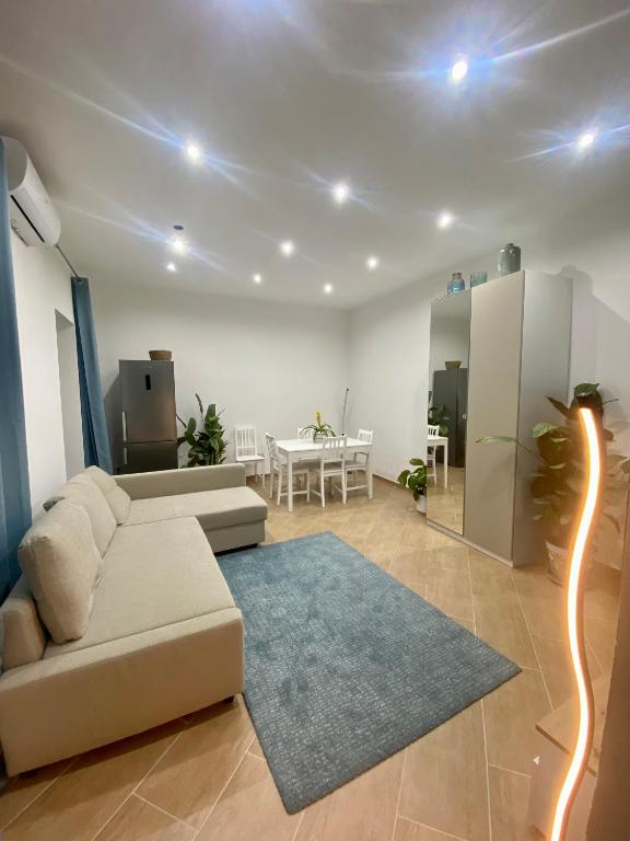 Marechiaro Apartments - 3