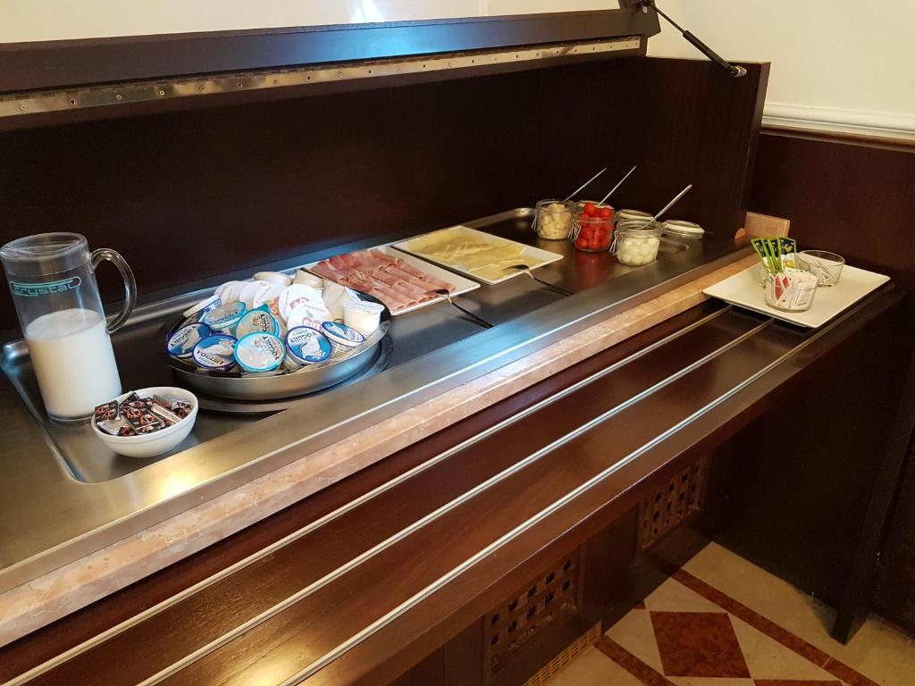 Hotel Riviera Varazze photo