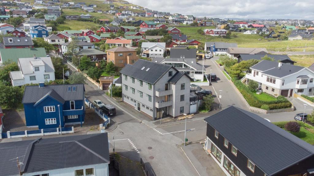 The Bird / Guesthouse / 10 min Walk Downtown, Tórshavn