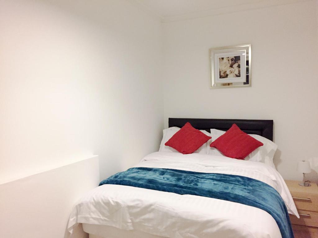 Beautiful 2 Bed Serviced Apartment in Dunbar photo