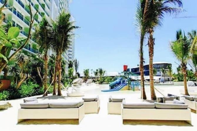 Azure Urban Resort and Residences photo