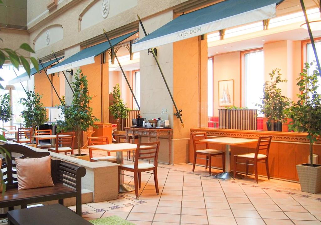 ห้องส่วนกลางสำหรับนั่งเล่น/ดูทีวี