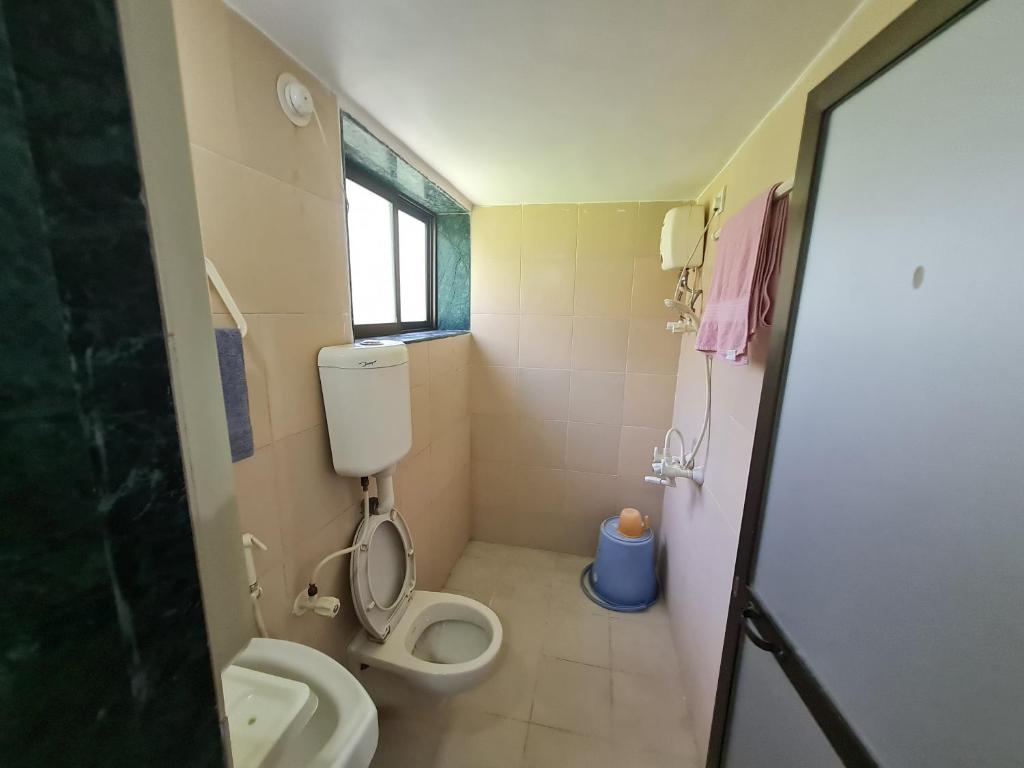 Spacious Family Villa, Pool, Near Beach, Fast WiFi photo