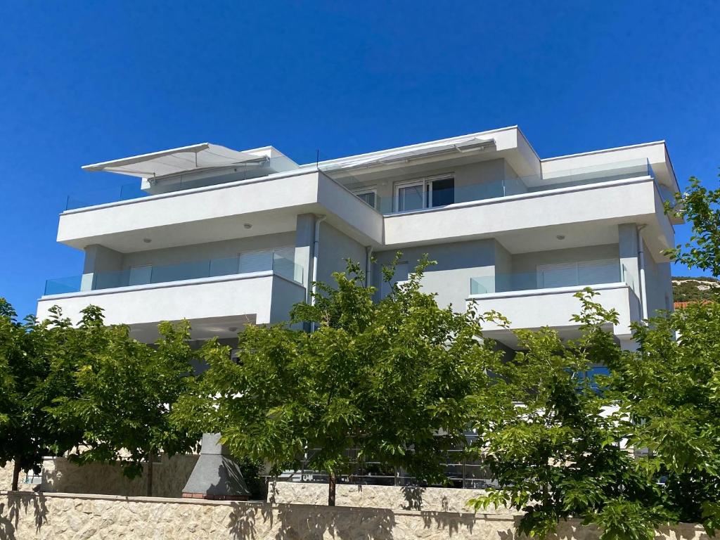 Apartments by the sea Stara Novalja, Pag - 18852, Novalja