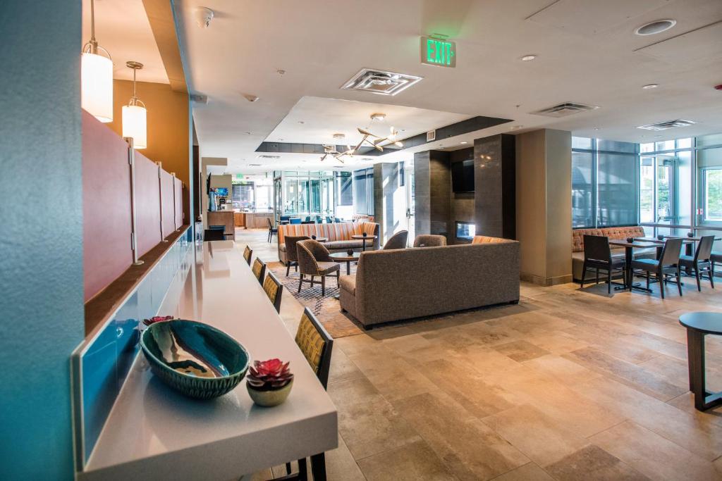Staybridge Suites Denver Downtown photo