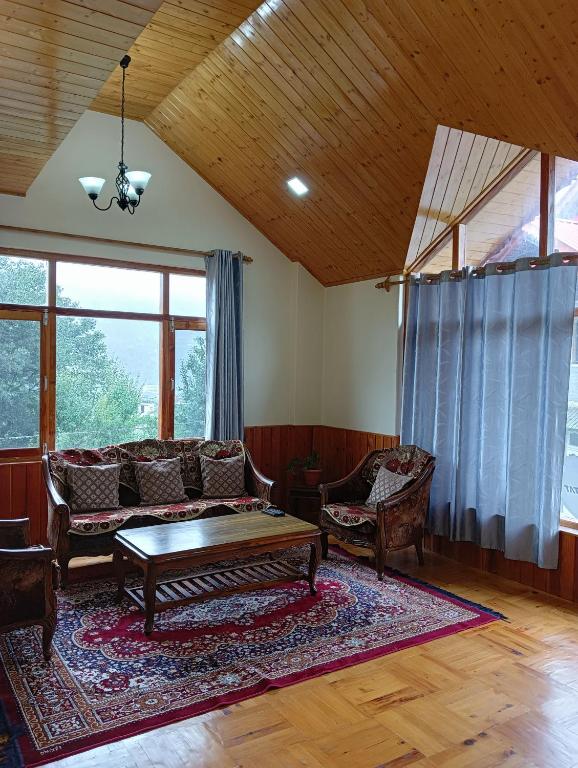 Suryansh cottage — Hotel in Manali