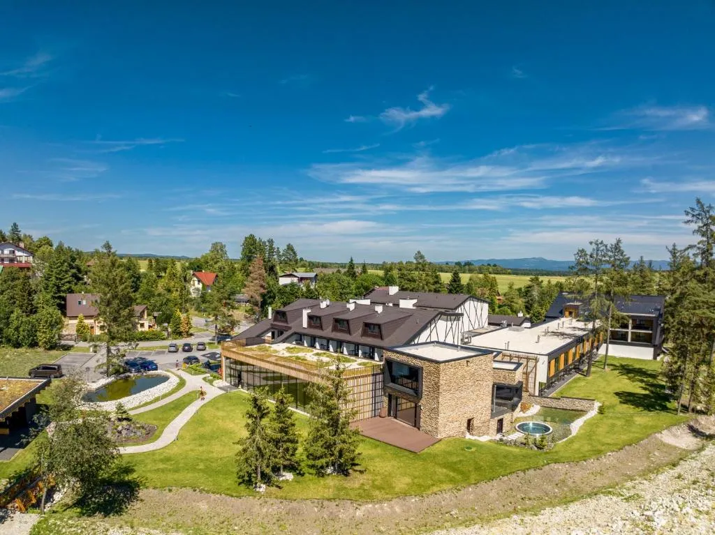 Hotel Hills, hotel v Tatranské Lomnici
