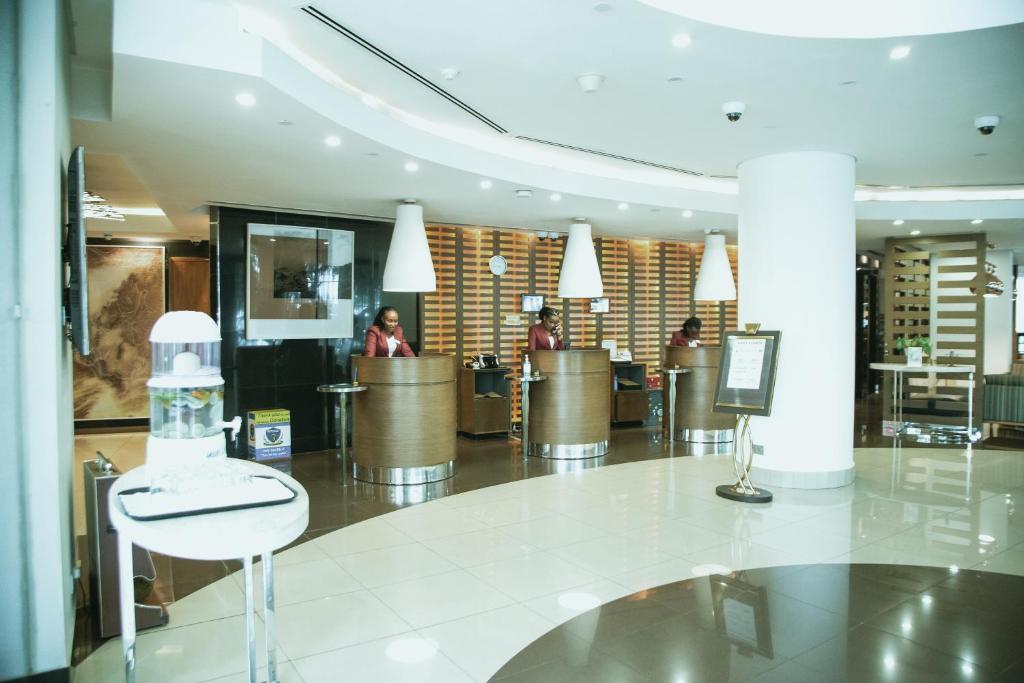 フロント・ロビー