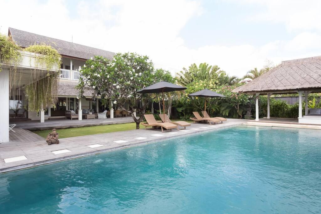Villa Jasper at Berawa Beach photo