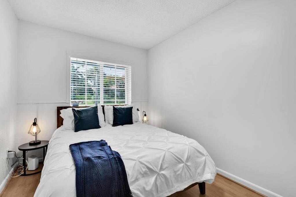 Spacious 4BRS Home, Relax Backyard close to Casino photo