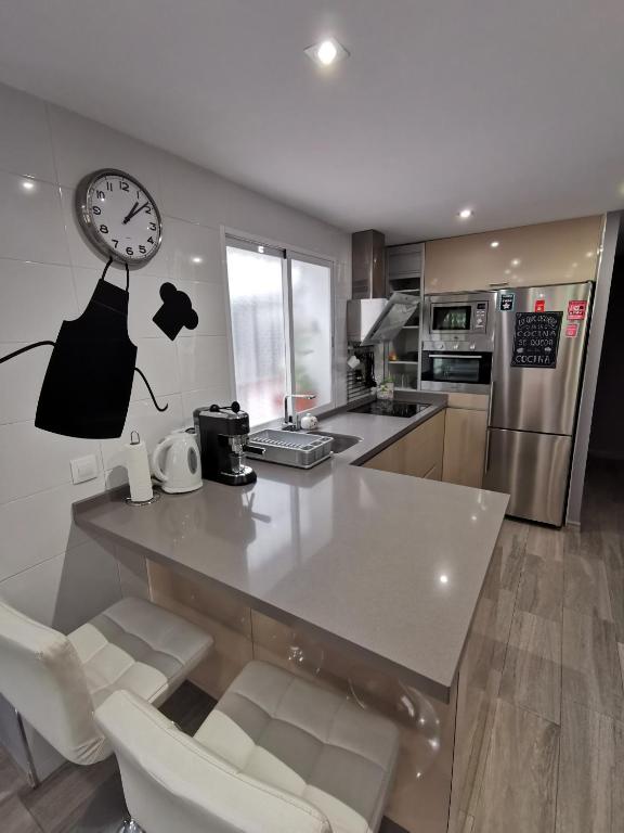 Great location with Free private parking - 4