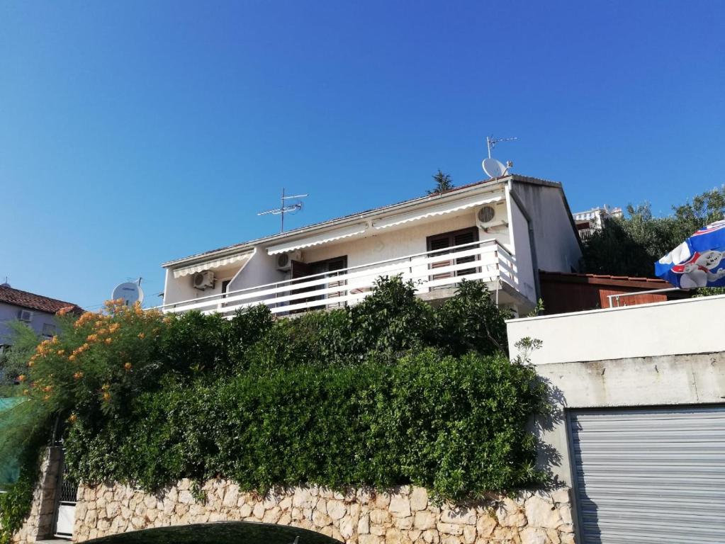 Apartments by the sea Mavarstica, Ciovo - 2043, Trogir