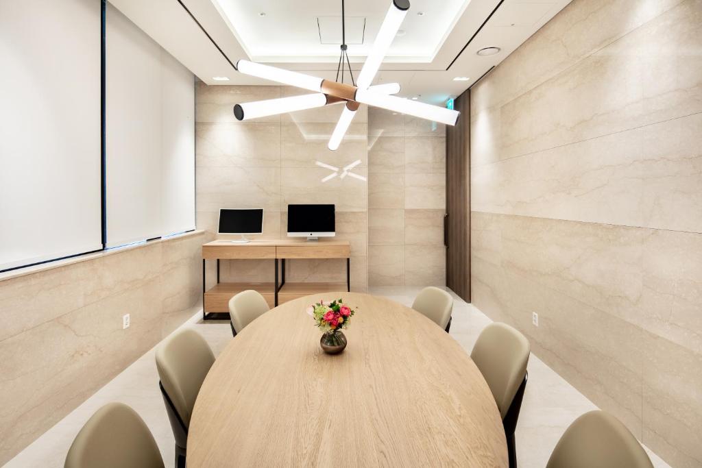 Business center