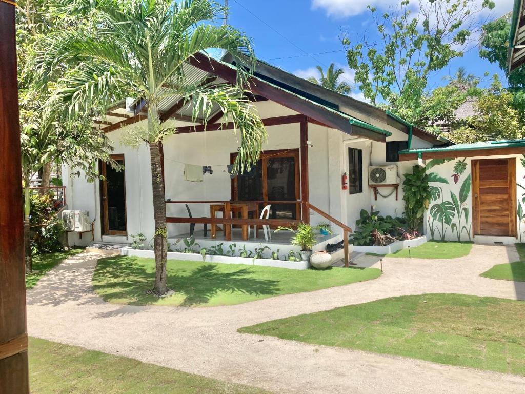 Casa De Loren — Hotel in Siargao Island