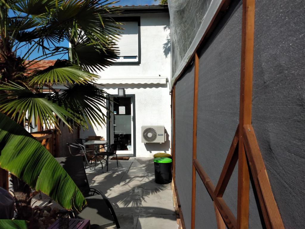 Logement entier, proche hyper centre, 2 étoiles SANS SPA, Villeneuve-sur-Lot