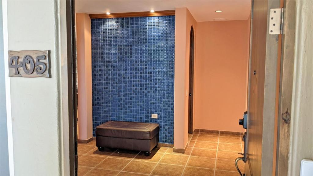 Luxury Condo Bella Sirena 405-C - Unmatched Views Over the Pool to the Sea - 2