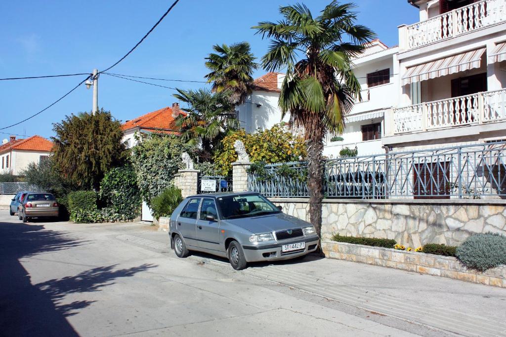 Apartments and rooms by the sea Zadar - 5874 photo