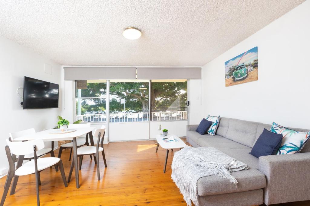 Silver Sands 1, Forster