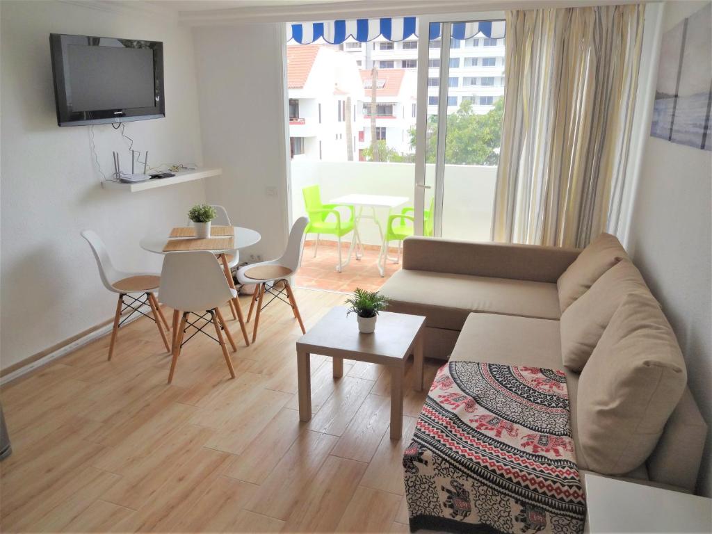 Amazing modern apartment, free WIFI, international TV and VoD, center of Las Americas - 2