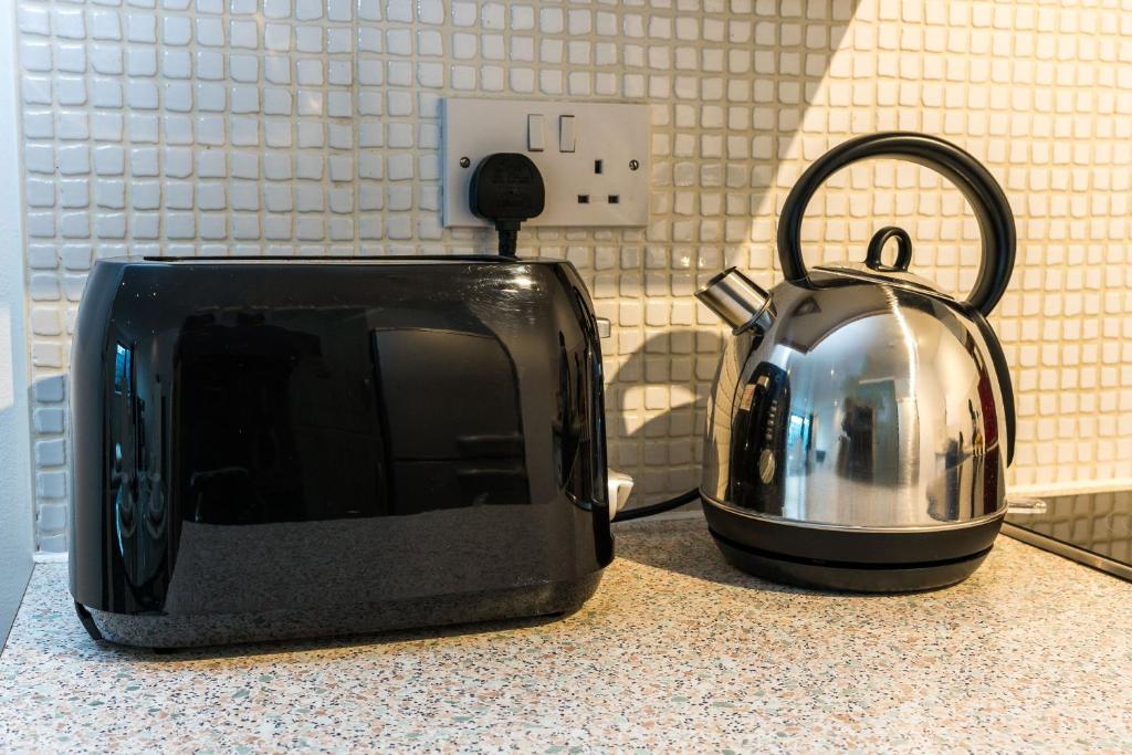 Lovely one bedroom apartment in Greater London, ID required photo
