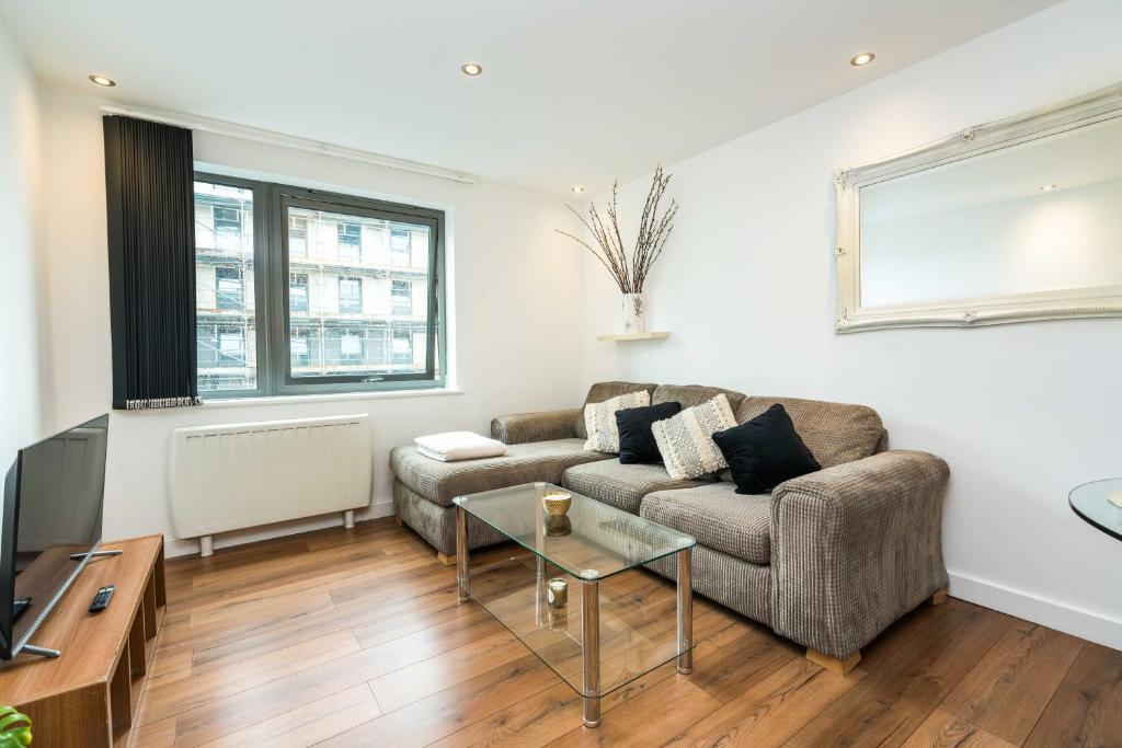 Lovely one bedroom apartment in Greater London, ID required photo
