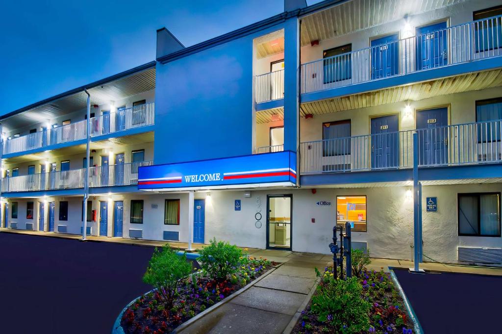 Motel 6-Warren, MI - Detroit East — Hotel in Warren (MI)