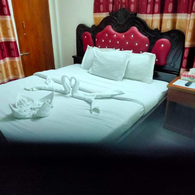 Hotel Crown Plaza Inn — Hotel in Dhaka