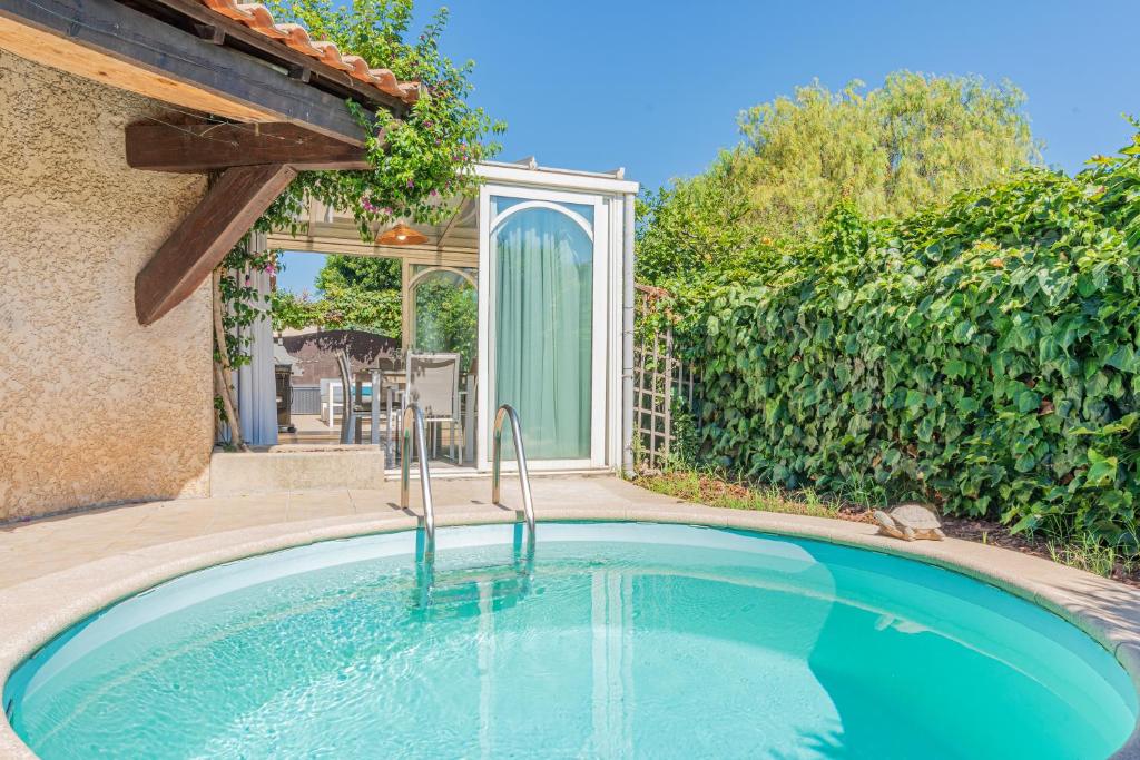 MAISON COSY avec petite piscine - 3