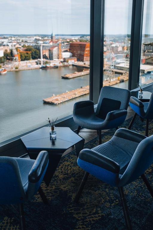 Bar/lounge