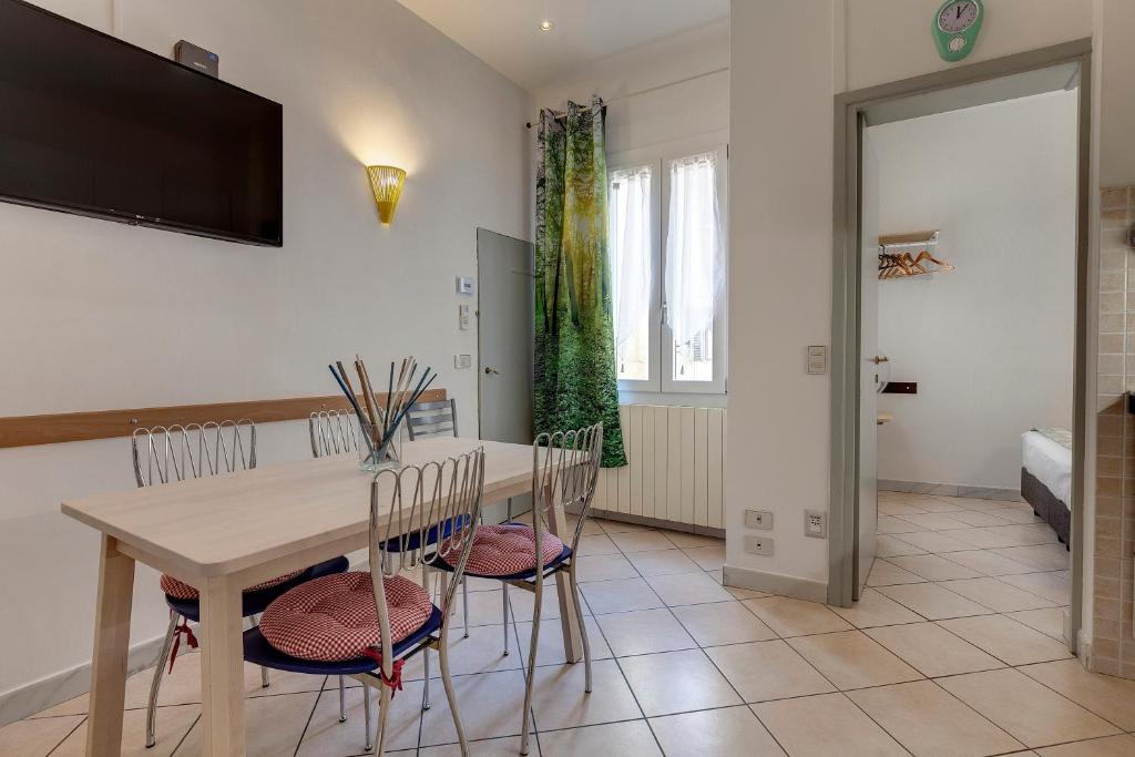 Zalinda Apartment by Mamo Florence - 3