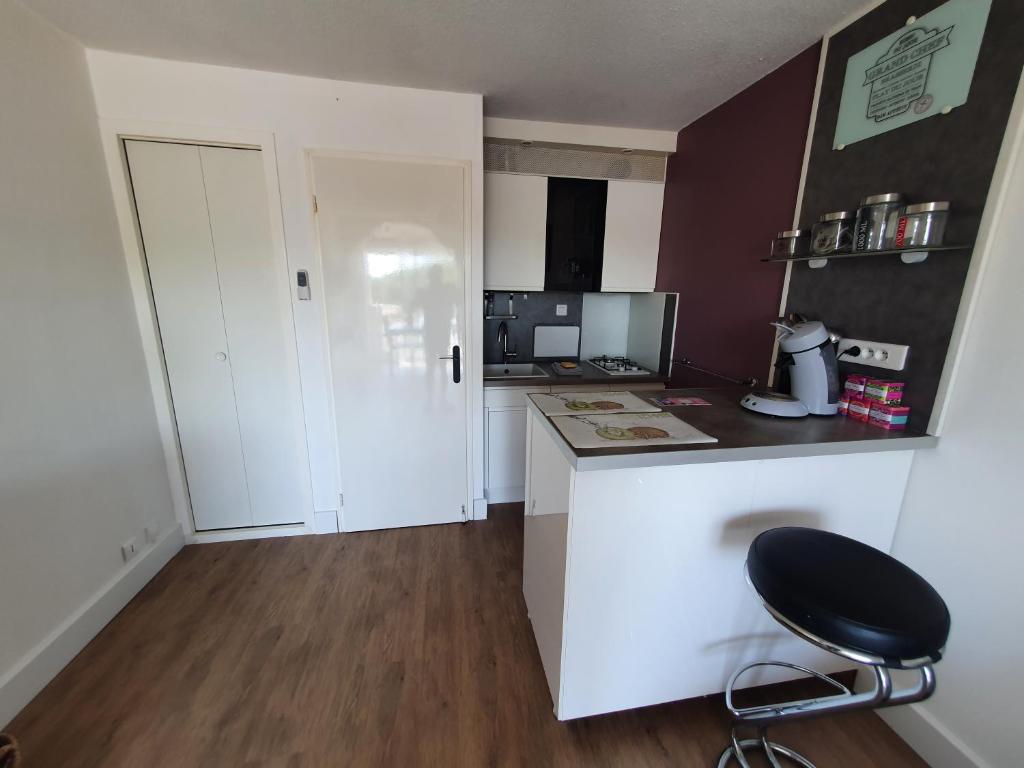 Studio cabine mer et pinède 26m2: 4pers, neuf, cosy - 2